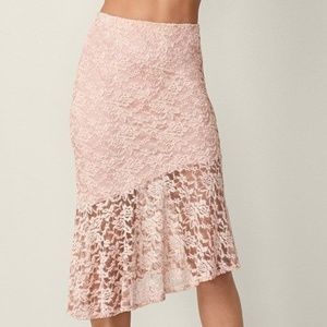 Venus Lace Midi Skirt Pink Mini Liner
